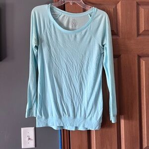 Gently used long sleeve shirt